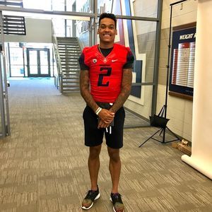 Meet your Posher, Carlos